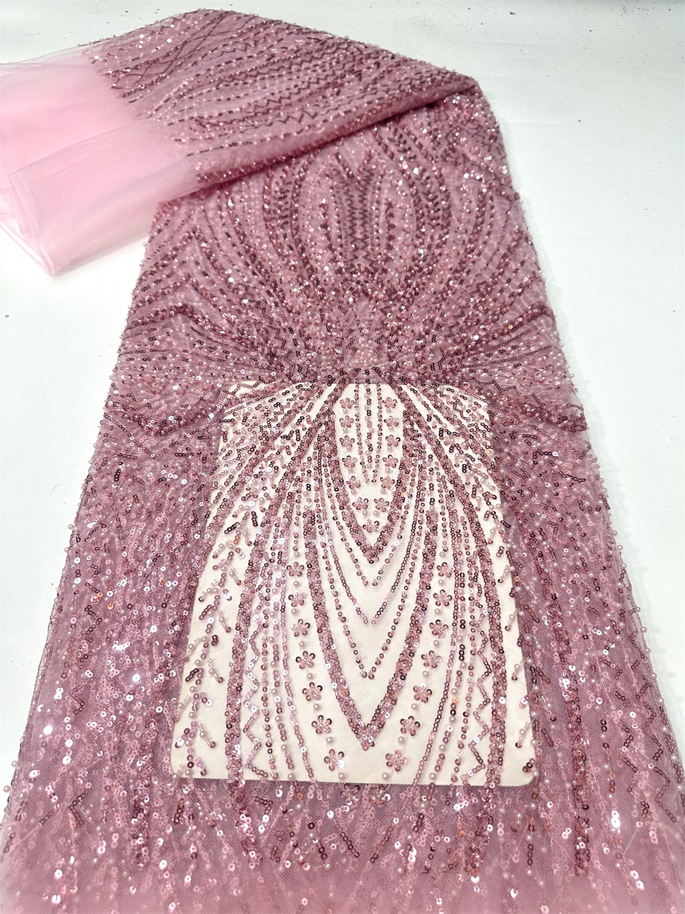 African Sequins Beaded Lace Fa - مراجعة Glitter Tablecloth وسعره
