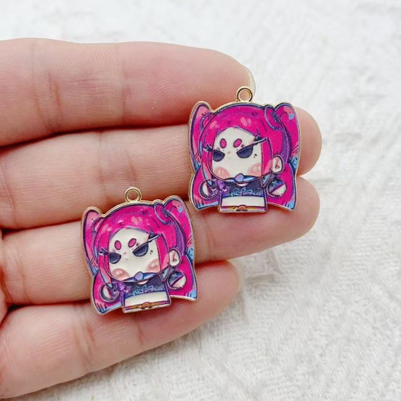 10pcs Cartoon Anime Pendant Oi - مراجعة Event Party وسعره
