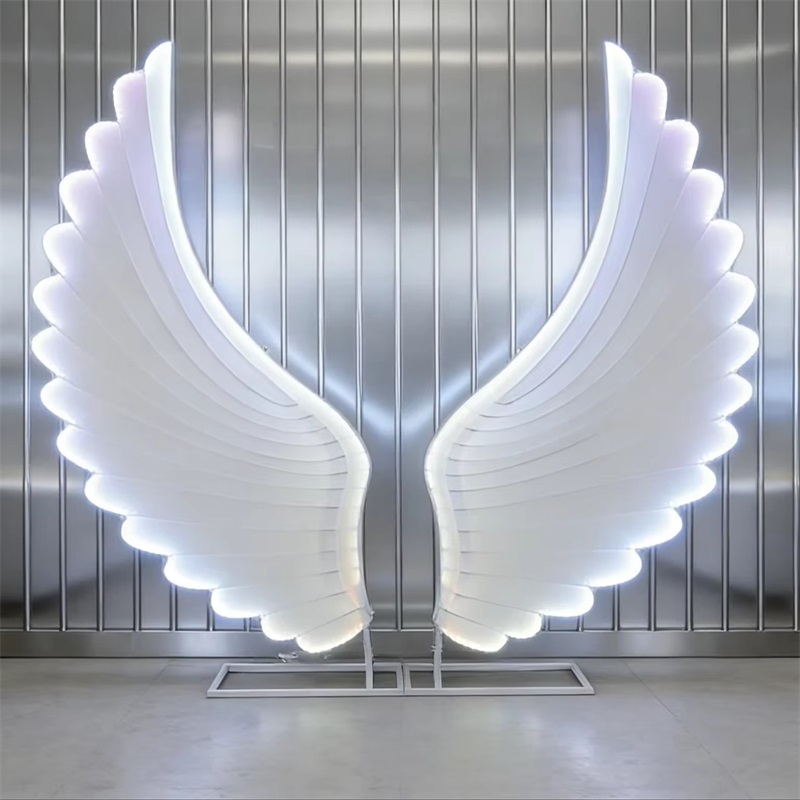 Glowing Angel Wings Light Prop - مراجعة Event & Party Supply Photos وسعره