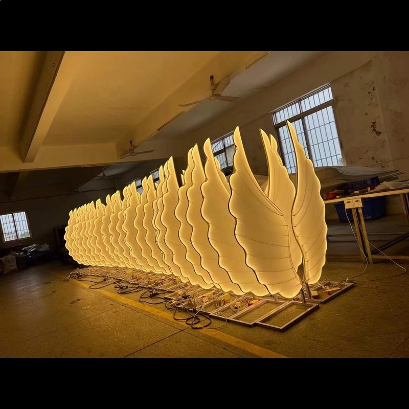 Glowing Angel Wings Light Prop - مراجعة Event & Party Supply Photos وسعره