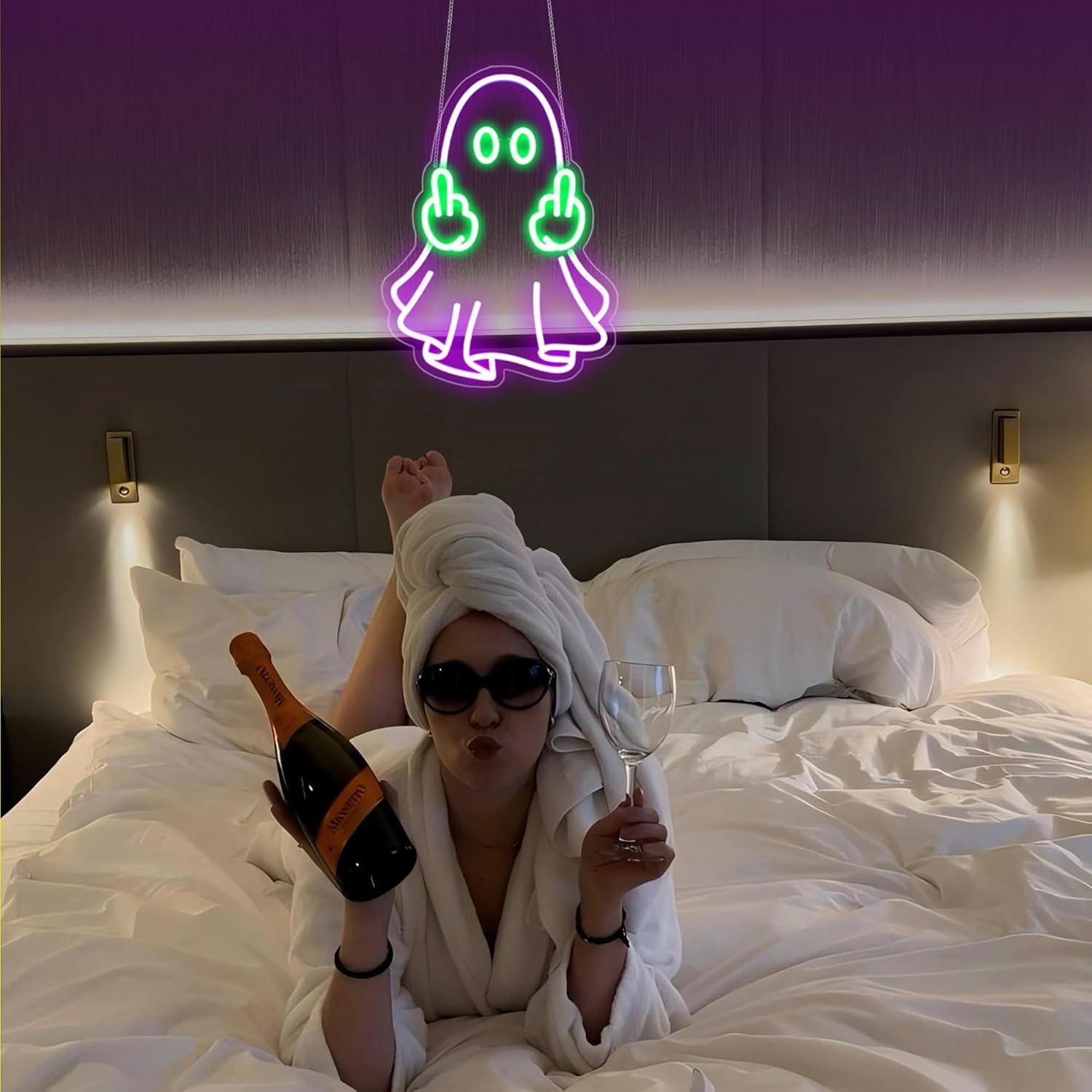 Ghost Neon Sign USB Powered LE - مراجعة Neon Sign Party وسعره