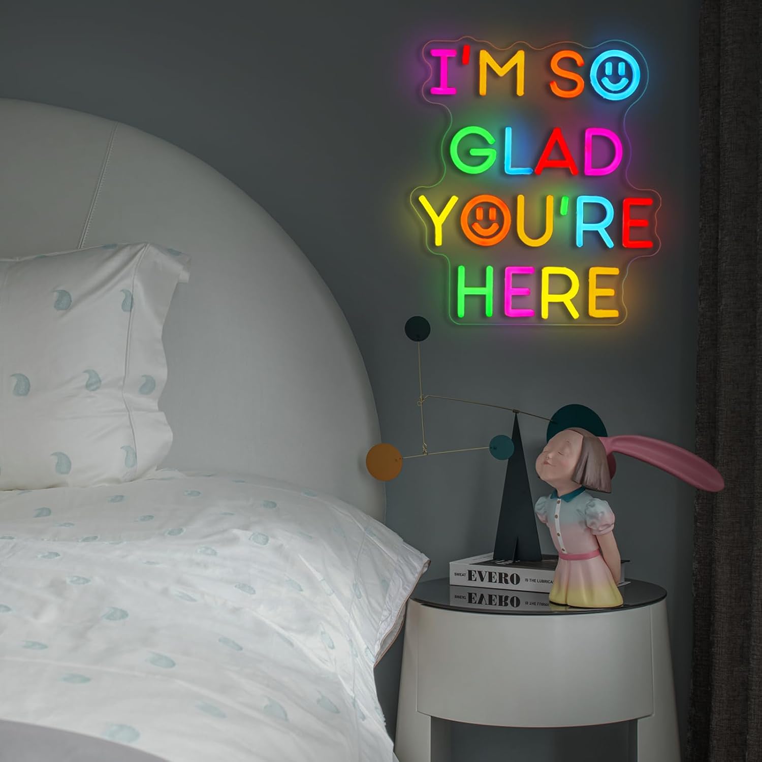  I'm So Glad You‘re Here Neon - مراجعة Neon Sign Party وسعره
