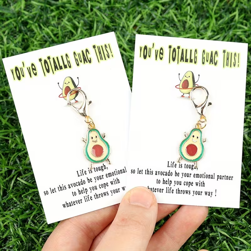 10 Charming Avocado Keychains  - مراجعة Event Party وسعره